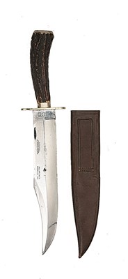 Lot 155 - A FINE BOWIE KNIFE BY WADE & BUTCHER