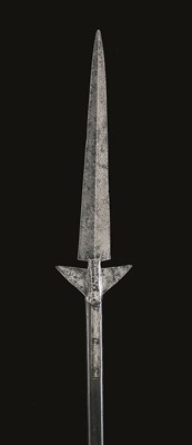 Lot 165 - A RARE LUGGED SPEAR