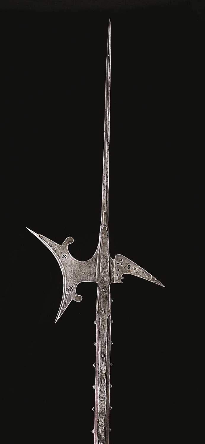 Lot 178 - AN ITALIAN HALBERD