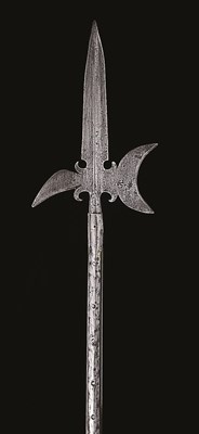 Lot 195 - A GERMAN HALBERD