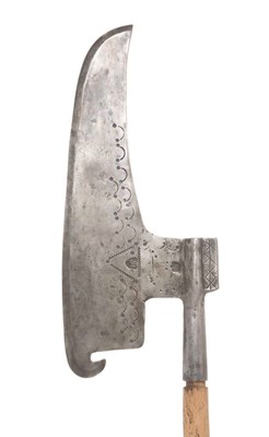Lot 197 - AN AXE