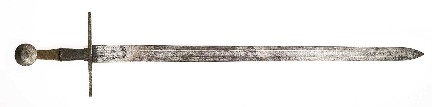 Lot 249 - A HAND-AND-A-HALF SWORD IN 14TH CENTURY STYLE