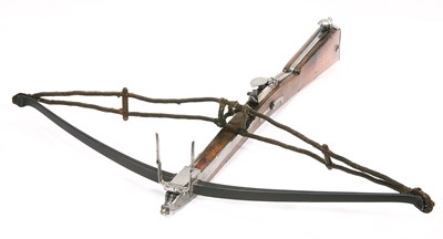 Lot 331 - AN ENGLISH STONEBOW BY BARKER