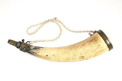 Lot 400 - A COWHORN POWDER-FLASK