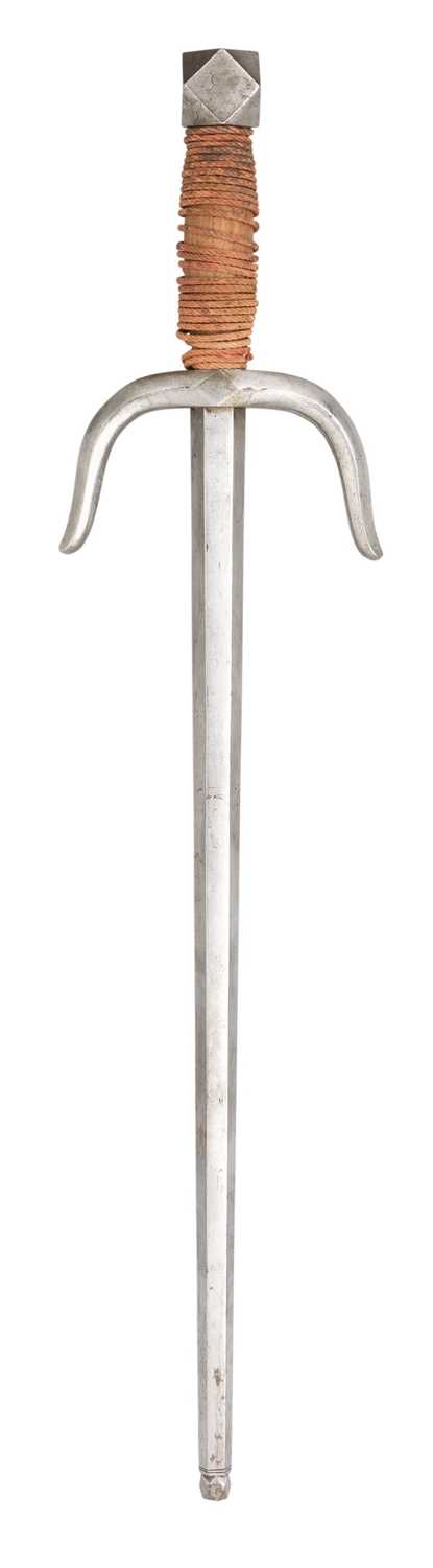 Lot 1 - A JAPANESE SO-CALLED SWORD BREAKER AND THREE ARROW SHAFTS