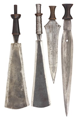 Lot 58 - TWO KUBA WAR SWORDS (ILWOON) AND TWO AZANDE SHORT SWORDS