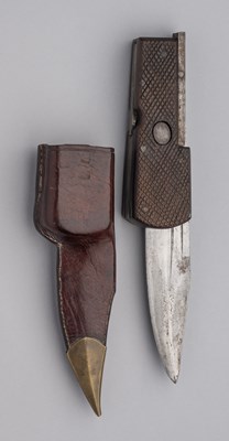 Lot 542 - A MILITARY STYLE FOLDING LOCK KNIFE, EARLY 20TH CENTURY