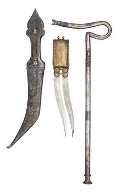 Lot 98 - **AN INDIAN DAGGER (JAMBIYA)