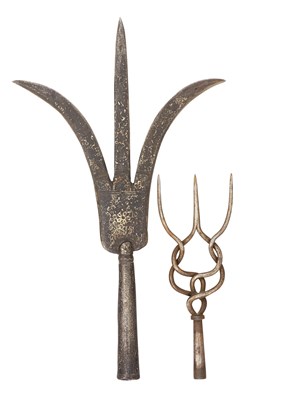 Lot 103 - **TWO DETACHED INDIAN SPEARHEADS
