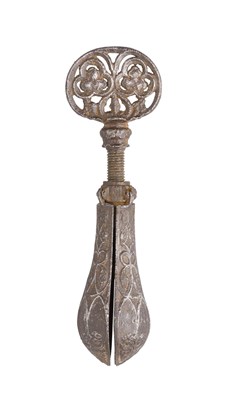 Lot 168 - **A DILATING TORTURE DEVICE IN 16TH CENTURY STYLE