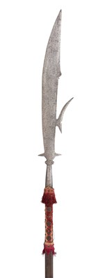 Lot 233 - **AN ITALIAN GLAIVE (FAUCHARD)