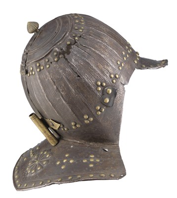 Lot 309 - **A FRENCH OR FLEMISH SKULL OF A BURGONET