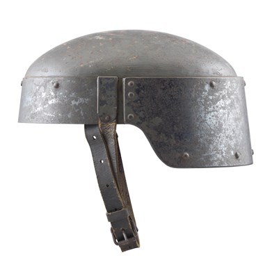 Lot 444 - **AN ITALIAN FARINA TRENCH HELMET