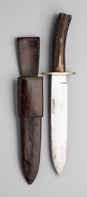 Lot 610 - A BOWIE KNIFE, JOSEPH RODGERS & SONS, CUTLERS TO THEIR MAJESTIES, NO. 6 NORFOLK STREET SHEFFIELD MADE FOR MANTON & CO. CALCUTTA, LAST QUARTER OF THE 19TH CENTURY