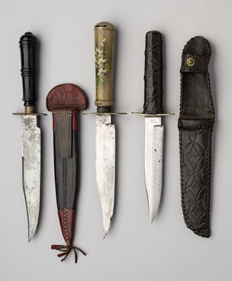 Lot 694 - A SMALL BOWIE KNIFE, KILNER BROTHERS, SHEFFIELD AND TWO FURTHER BOWIE KNIVES, LATE 19TH CENTURY