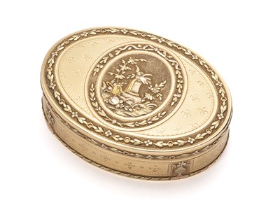 Lot 212 - A SWISS VARI-COLOUR GOLD SNUFF BOX, GENEVA, CIRCA 1790