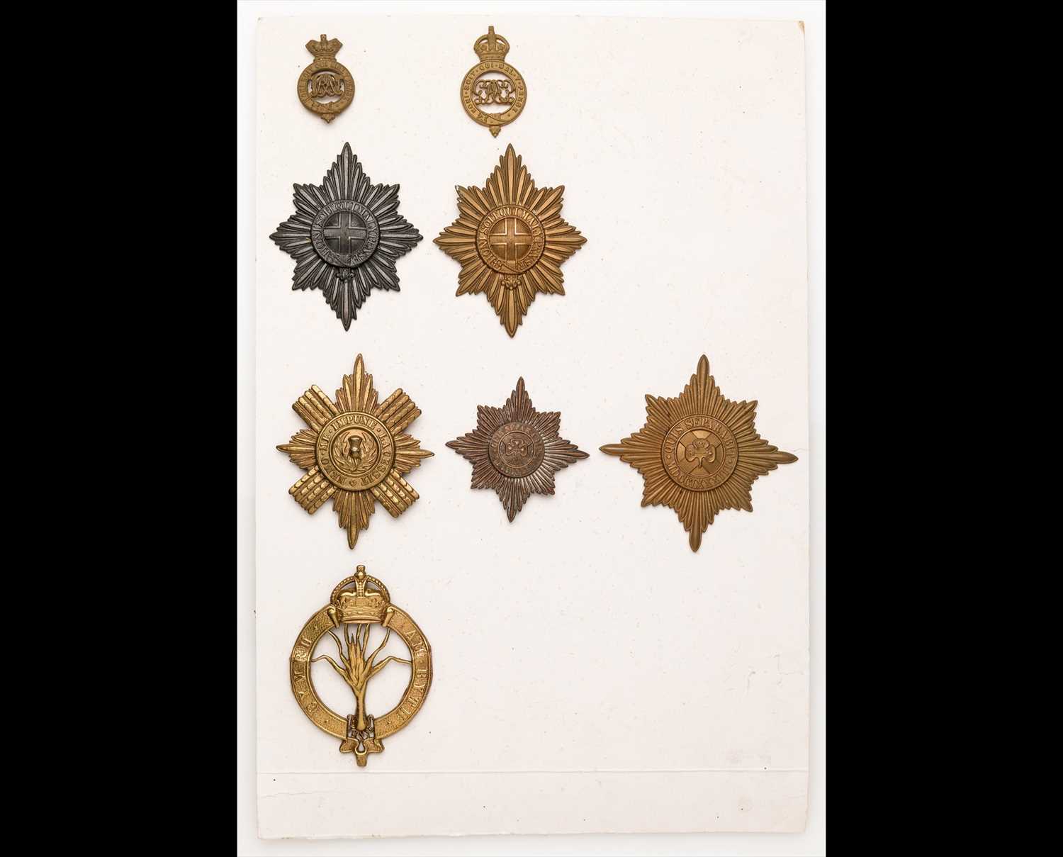 Lot 115 - Foot Guards Headdress Badges