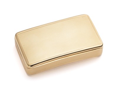 Lot 213 - A GEORGE III GOLD SNUFF BOX, ALEXANDER JAMES STRACHAN, LONDON, 1813