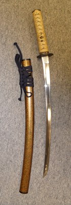 Lot 24 - A JAPANESE SHORTSWORD (WAKIZASHI)