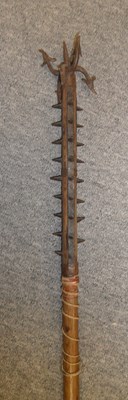 Lot 32 - A JAPANESE BARBED SPEAR FOR POLICE (SODEGARAMI)