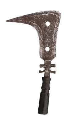 Lot 132 - A MANGBETU TRIBE SICKLE KNIFE