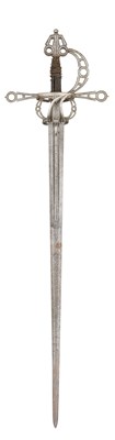 Lot 166 - â€¡ A RAPIER IN GERMAN LATE 16TH CENTURY STYLE