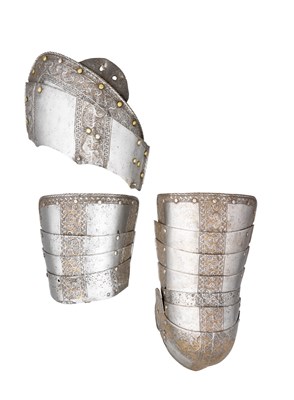 Lot 200 - THREE ELEMENTS OF A SOUTH GERMAN ARMOUR GARNITURE WITH FINELY ETCHED AND GILT DECORATION
