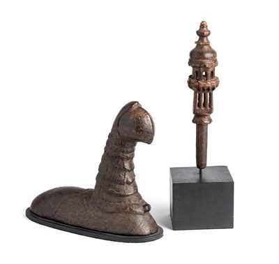 Lot 143 - A GROUP OF METAL AND WOOD OBJECTS, INDIA, 19TH / 20TH CENTURY