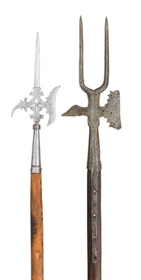 Lot 241 - â€¡ A GERMAN HALBERD