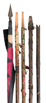 Lot 251 - â€¡ A DECORATIVE SPEAR