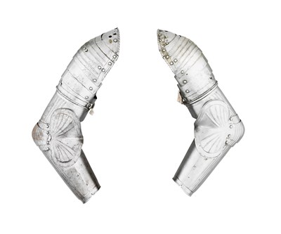 Lot 280 - â€¡ A PAIR OF SOUTH GERMAN PAULDRONS AND VAMBRACES IN THE SO-CALLED 'MAXIMILIAN' FASHION