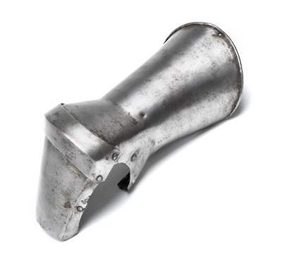 Lot 285 - â€¡ A MITTEN GAUNTLET FOR THE RIGHT HAND