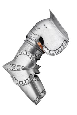 Lot 289 - â€¡ A SOUTH GERMAN PAULDRON AND VAMBRACE FOR THE RIGHT ARM
