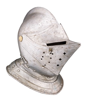 Lot 428 - A COMPOSITE GERMAN CLOSE HELMET FOR HEAVY FIELD USE