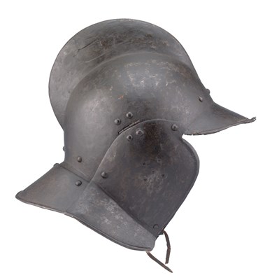 Lot 443 - A SOUTH GERMAN BURGONET