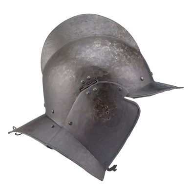 Lot 444 - A SOUTH GERMAN BURGONET