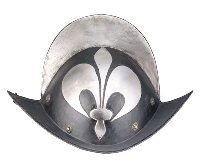 Lot 454 - A GERMAN 'BLACK AND WHITE' COMB MORION