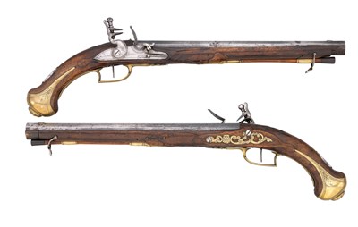 Lot 506 - A PAIR OF 22 BORE SOUTH GERMAN FLINTLOCK RIFLED OFFICER'S PISTOLS