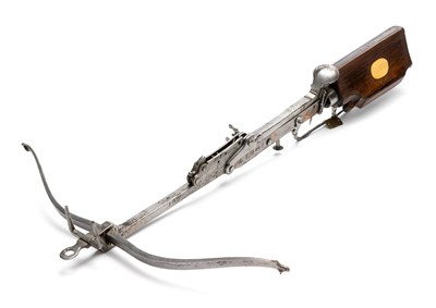 Lot 528 - A GERMAN STONEBOW (SCHNEPPER)