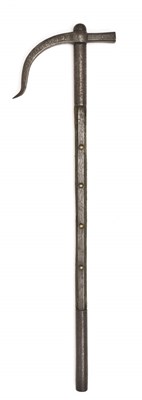 Lot 33 - AN INDIAN WAR HAMMER