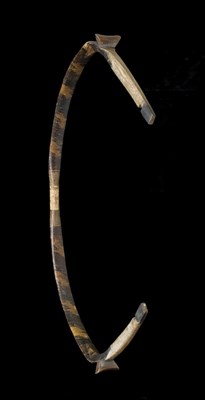 Lot 95 - A RARE CHINESE COMPOSITE BOW 18TH CENTURY