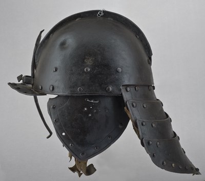Lot 229 - A RARE EAST EUROPEAN ZISCHÃ„GGE OF SIEGE WEIGHT