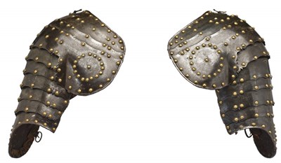 Lot 251 - A FINE PAIR OF BLUED PAULDRONS FROM A CUIRASSIER ARMOUR