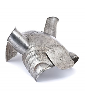 Lot 269 - A HALF SHAFFRON IN GERMAN EARLY 16TH CENTURY STYLE