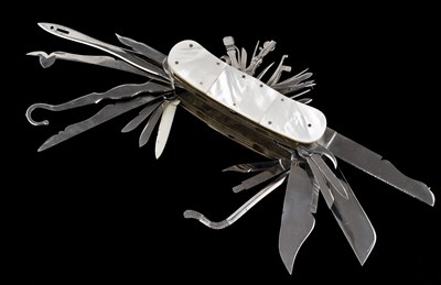 Lot 282 - A RARE EXHIBITION FOLDING KNIFE