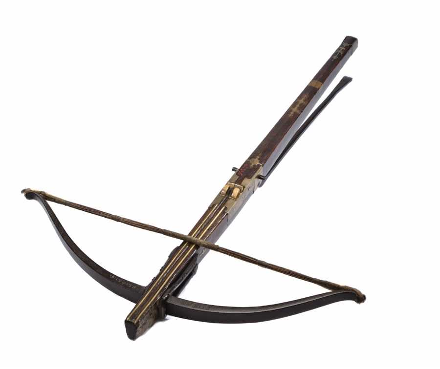Lot 286 - A RARE SPANISH CROSSBOW