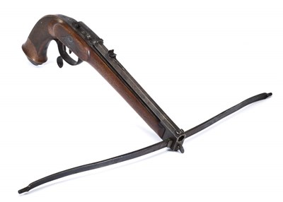 Lot 288 - A RARE BOHEMIAN PISTOL CROSSBOW BY DIWISCH IN BRUNN