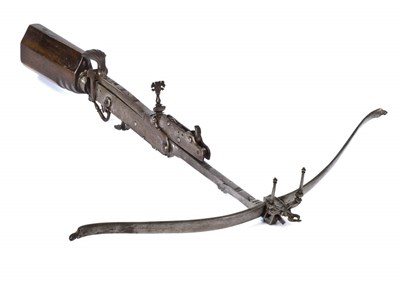 Lot 289 - A GERMAN STONEBOW (SCHNEPPER)