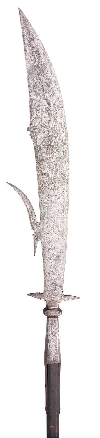 Lot 270 - **A NORTH  ITALIAN FAUCHARD