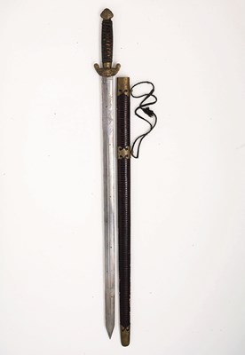Lot 10 - A CHINESE SHORTSWORD
